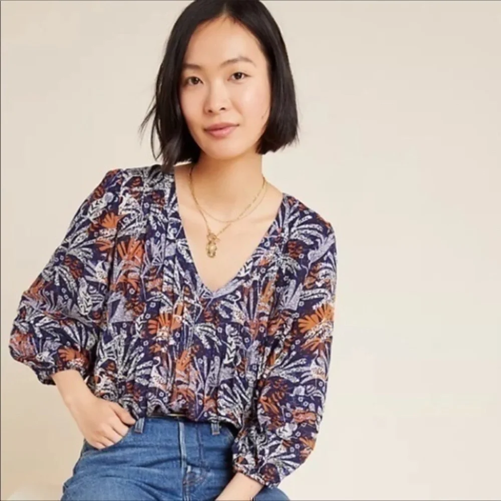 NWT Anthropologie Maeve boho peasant Kathy Pleated Animal Print Top 3/4 sleeves